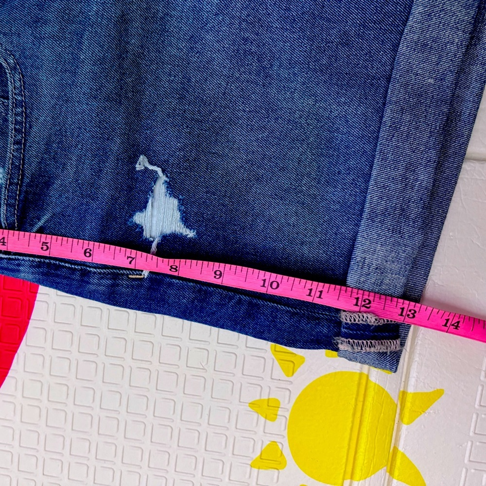 Women Jean short Gap